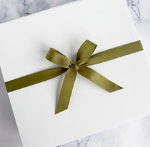 Load image into Gallery viewer, Sunday Afternoon